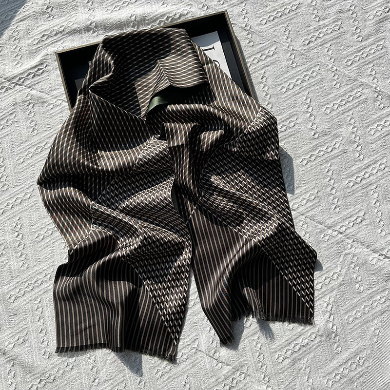 Men's rectangular silk scarf with twill design